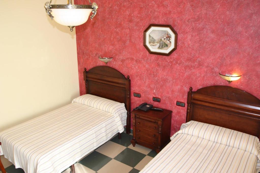 Hotel Frijon Aceuchal Ruang foto