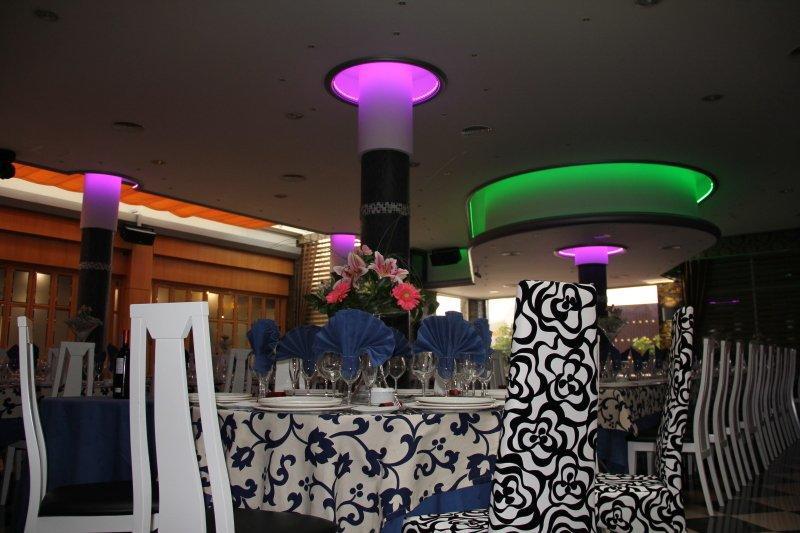 Hotel Frijon Aceuchal Bagian luar foto